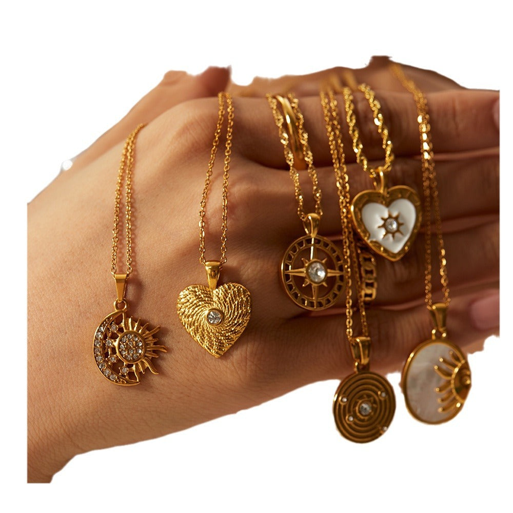Niche Retro Titanium Steel Heart Necklace Stainless Steel Zircon Love Pendant Necklace Women